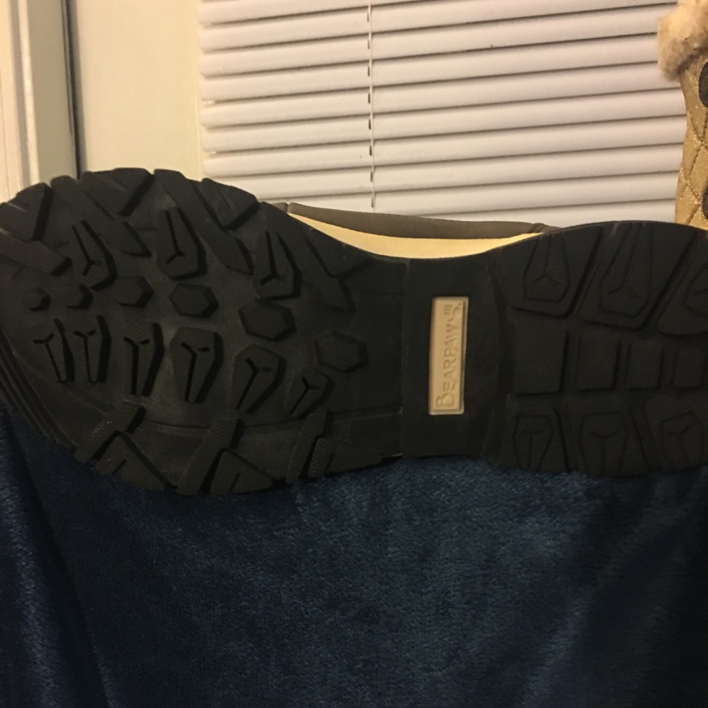 Bear paw waterproof boots - Picture 4 of 4